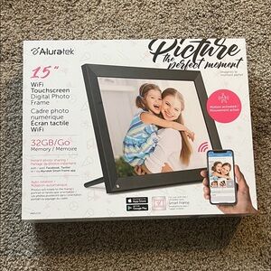 Aluratek 15" WiFi Touchscreen Digital Photo Frame